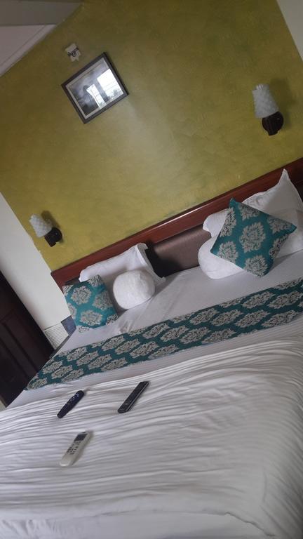 Hotel Peace Park ปันเวล ภายนอก รูปภาพ