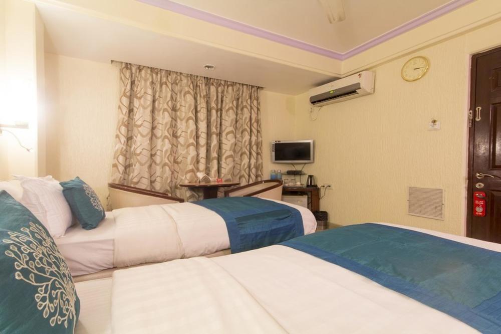 Hotel Peace Park ปันเวล ภายนอก รูปภาพ
